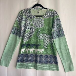 Elegant Green Elephant Pattern Sweater